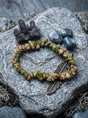 Hand Crafted Green and Orange Unakite Chip Bracelet